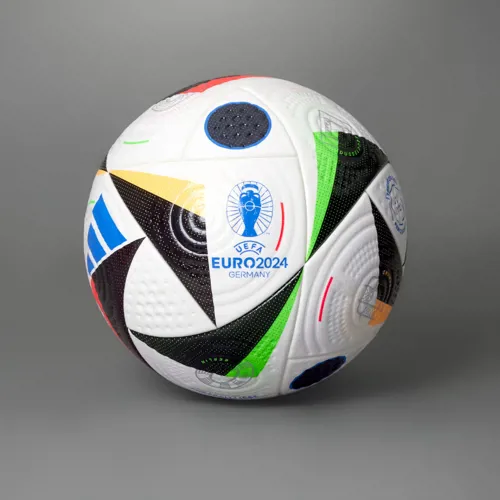 adidas Euro 2024 Fussballliebe Pro 1 wedstrijdbal 