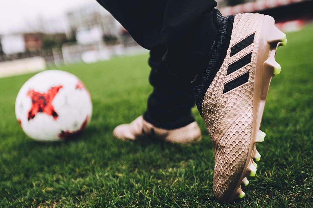 adidas lanceert gouden Messi Turbocharge voetbalschoenen - Voetbal-schoenen
