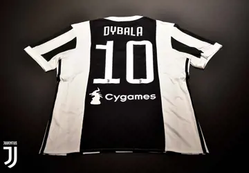 dybala-juventus-shirt-2017-2018.jpg