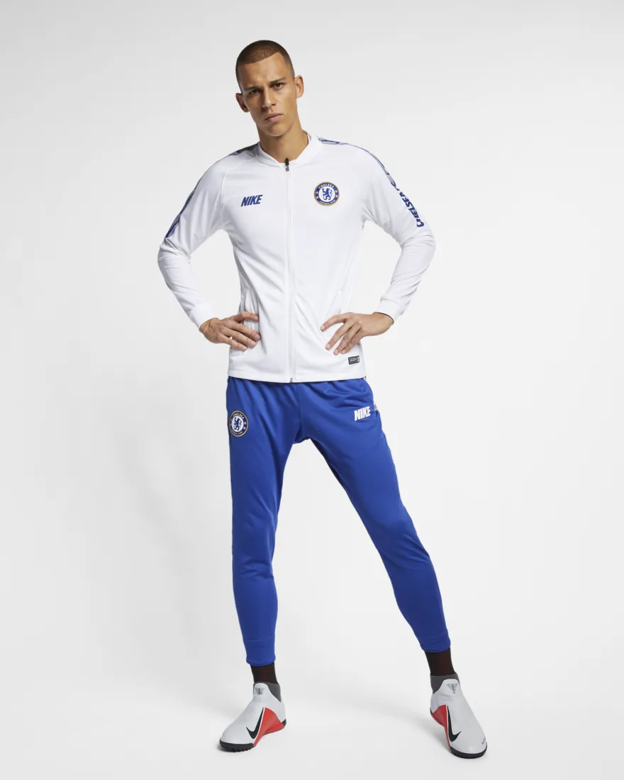 Het wit/blauwe Chelsea trainingspak 2019 - Voetbalshirts.com