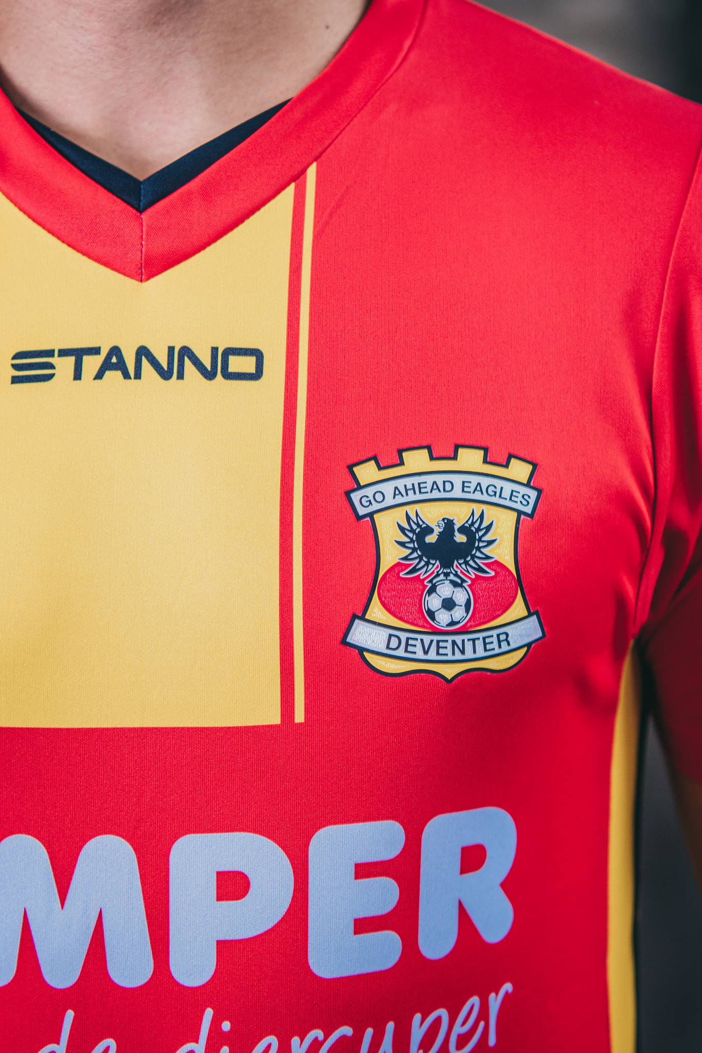 Go Ahead Eagles 2021-22 Home Kit