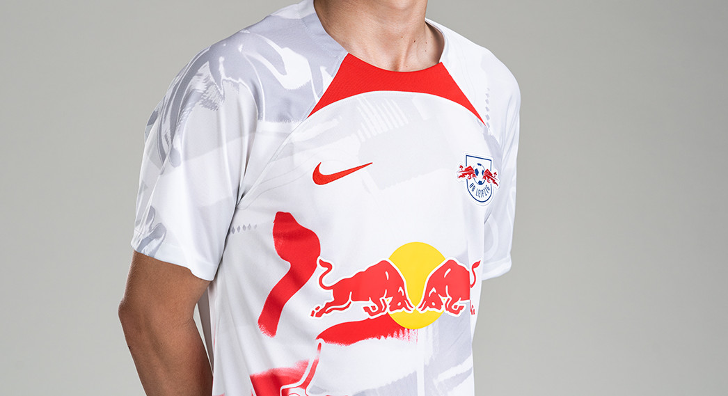 2022-2023 Red Bull Leipzig Away Shirt (NKUNKU 18)