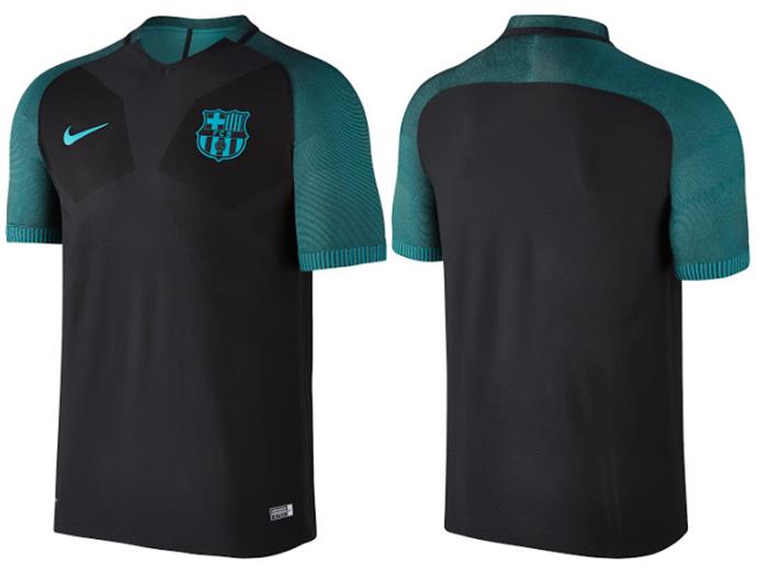 Primitief Kalksteen Dollar Barcelona en Nike lanceren nieuw Champions League trainingsshirt 2016-2017  - Voetbalshirts.com