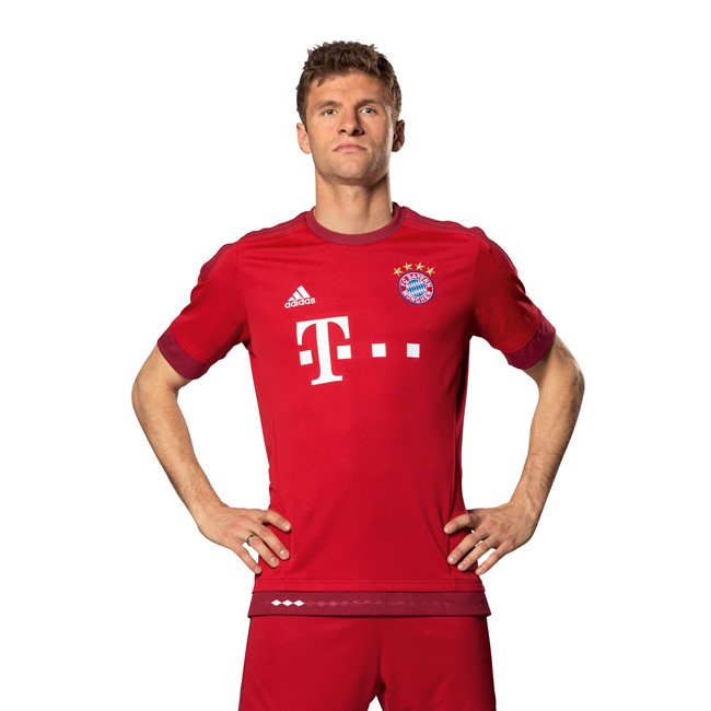Echt niet Transformator kussen Bayern München thuisshirt 2015-2016 - Voetbalshirts.com