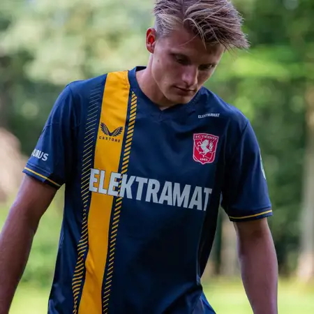 FC Twente voetbalshirts 2023-2024