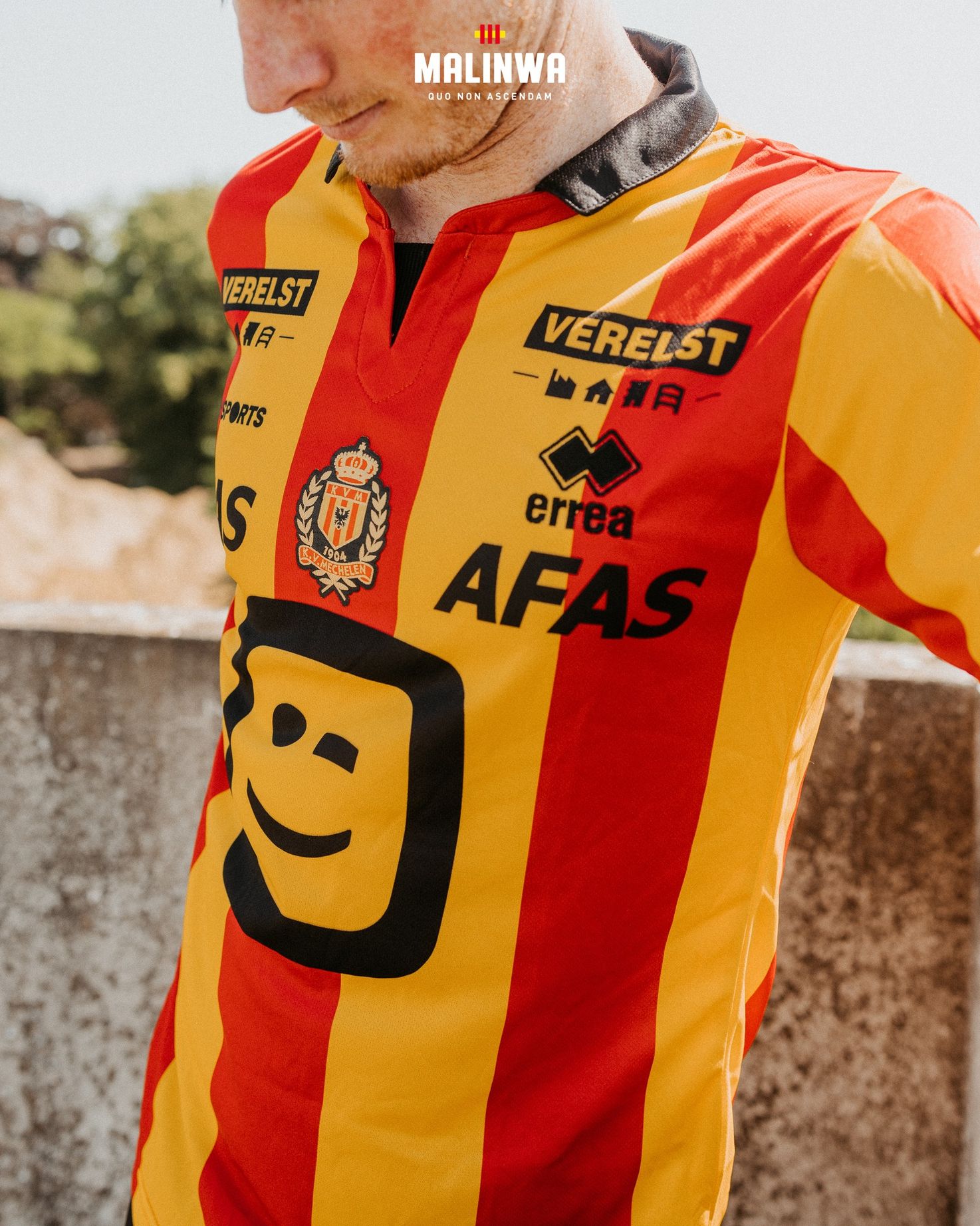 KV Mechelen Voetbalshirts 2023 2024 Voetbalshirts Com   Kv Mechelen Thuisshirt 2023 2024 B 