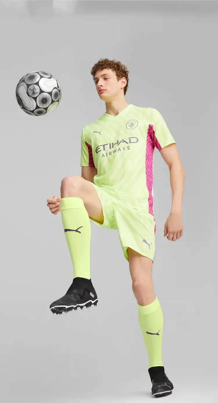 Dit is het Manchester City keepersshirt 2023-2024